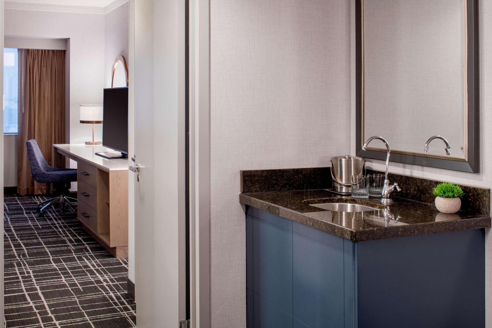 Doubletree Suites By Hilton Salt Lake City Exterior foto
